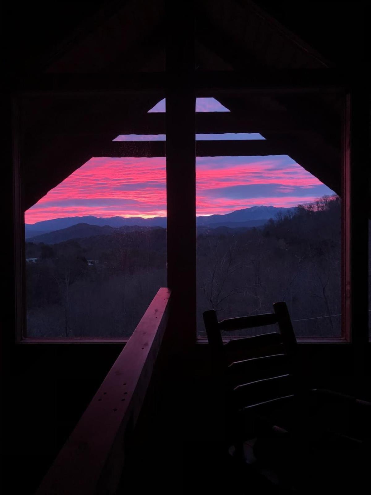 View! Private! Hot Tub,Pool Table,Fireplace,Relax! Sevierville Buitenkant foto