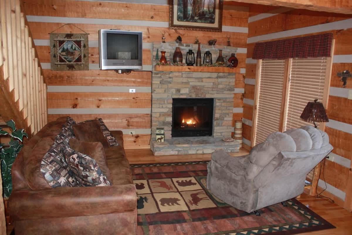 View! Private! Hot Tub,Pool Table,Fireplace,Relax! Sevierville Buitenkant foto